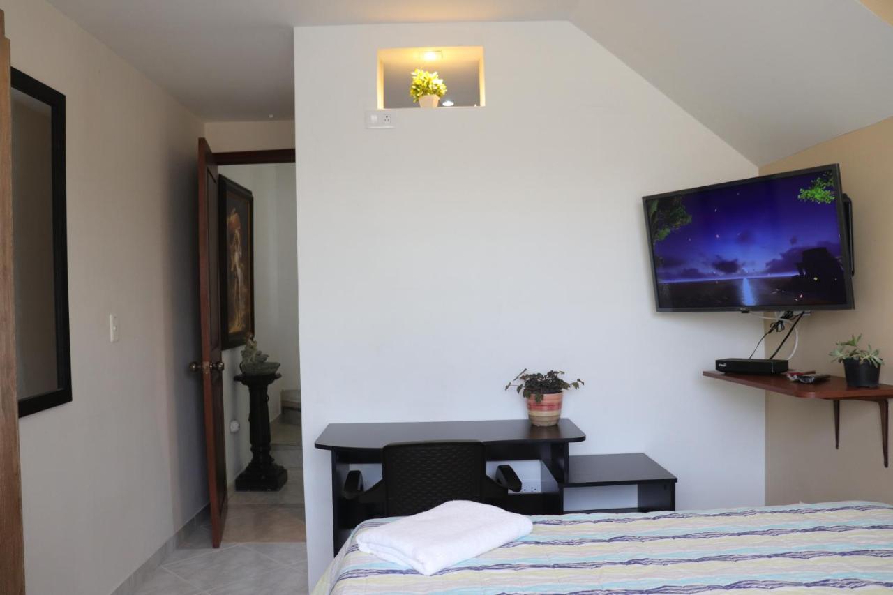 Mayorca Homestay Меделин Екстериор снимка